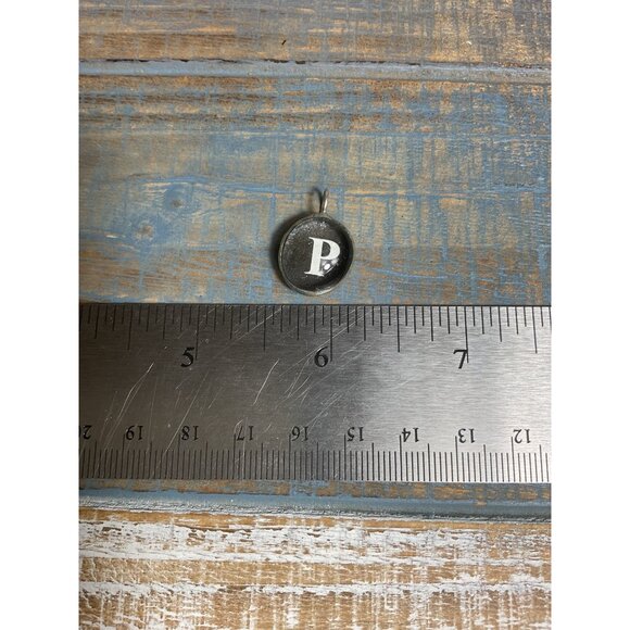 Round Silver Tone Pendant Charm With Letter P Design - Picture 2 of 4